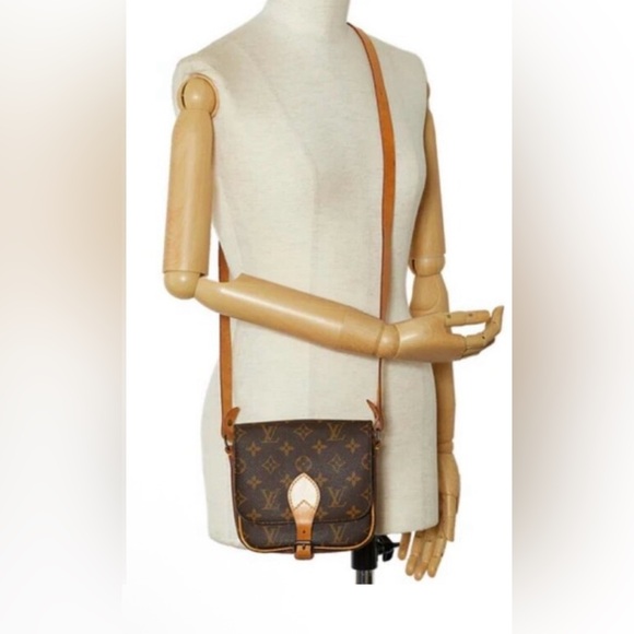 Louis Vuitton Brown Monogram Shoulder Bag - Picture 8 of 16